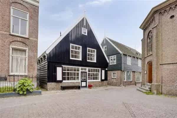 Halfvrijstaande woning Marken Kerkplein - Wonen en Werken