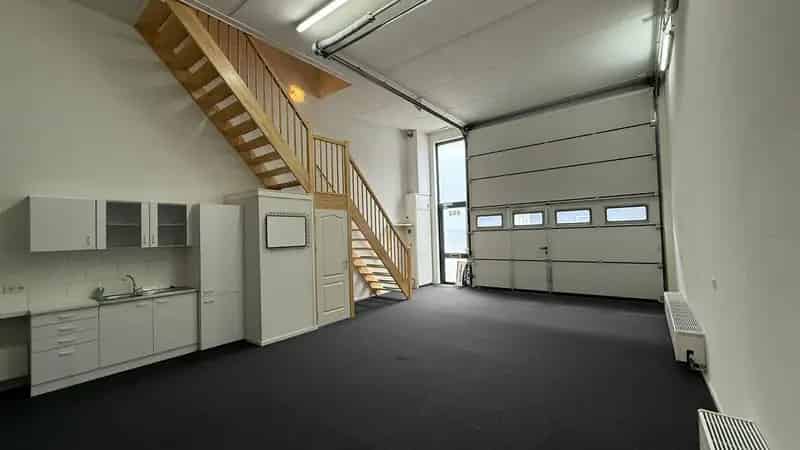 Bedrijfshal te huur Den Bosch Rietvelden 132m²