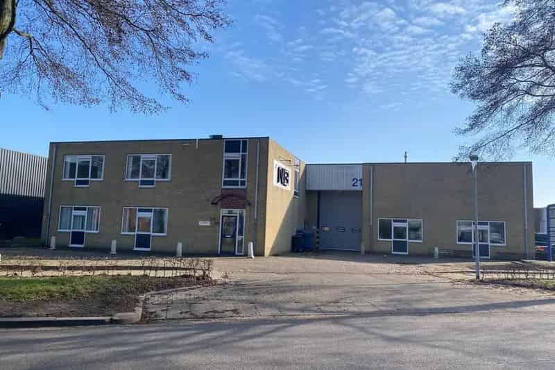Bedrijfshal te Huur Nieuw Vennep 994m² Spoorzicht