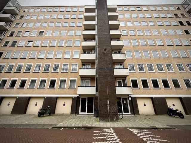 Amsterdam Studio te Koop Nabij VU en Station Zuid