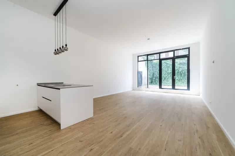 Ruime 4 Kamer Benedenwoning Rotterdam Coolhaveneiland