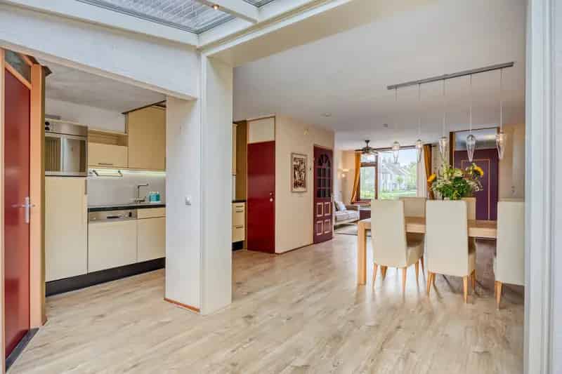 Ruime Tussenwoning Kievitsloop 4 Slaapkamers Serre