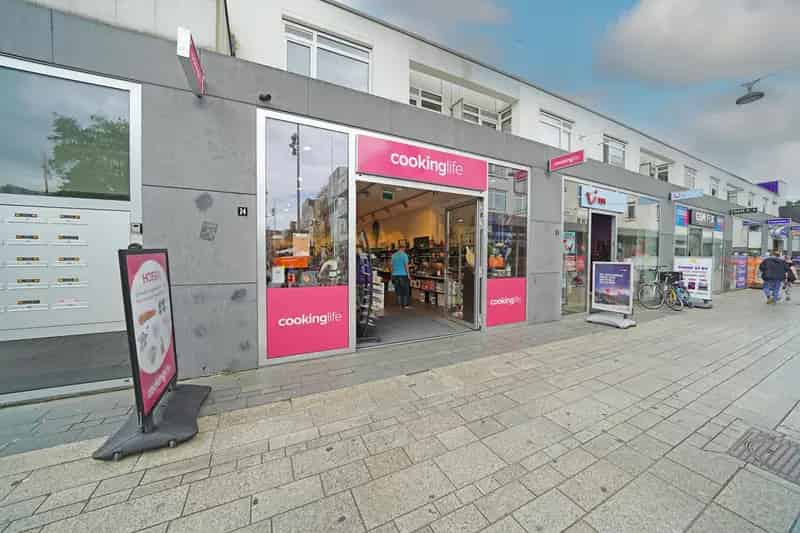 Winkel te Huur Almere Centrum Korte Promenade 104m2