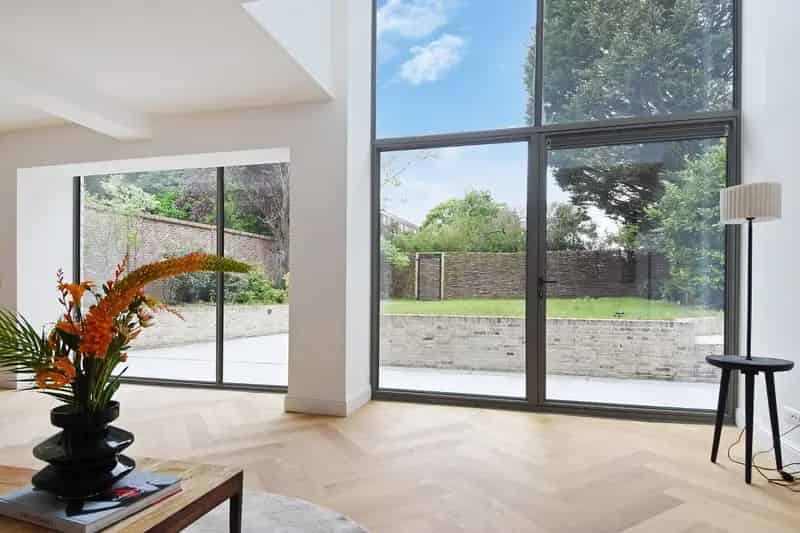 Luxe Appartement Archipelbuurt Den Haag Rijksmonument 215m2 Tuin