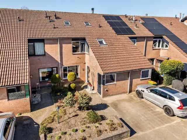 Fregat 32 3904SC Veenendaal Ruime Middenwoning Te Koop