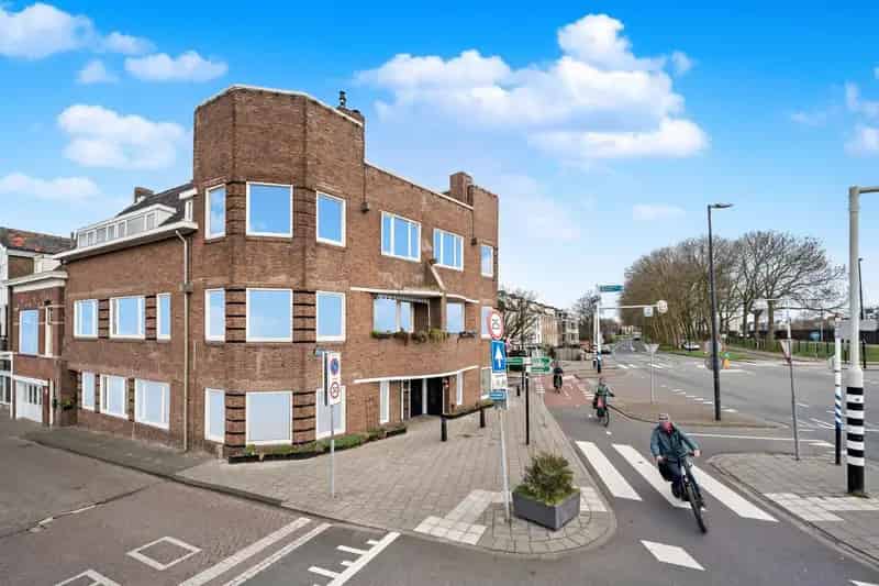 Appartement te koop Maassluis Havenplein: Ruime 4-kamer maisonnette