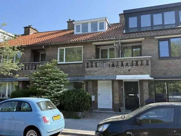 Grote eengezinswoning 5 slaapkamers Den Haag