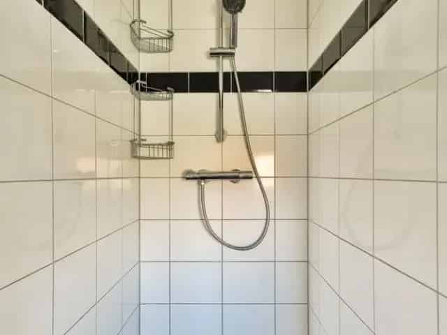 Te Huur: Ruim 5-kamer appartement Amsterdam Baarsjes