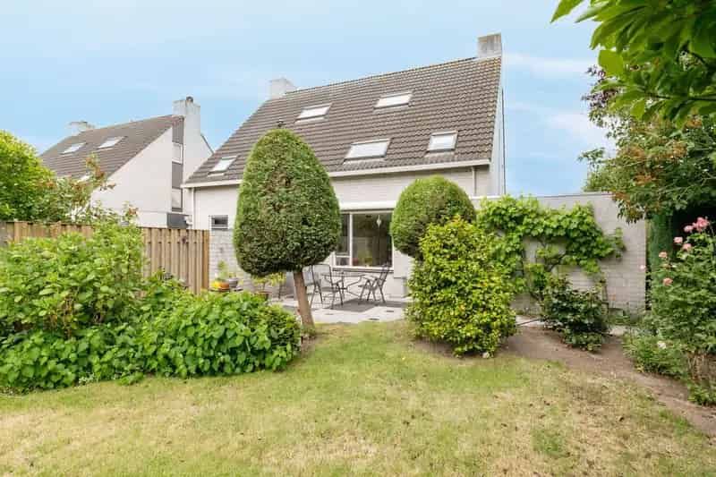 2-onder-1-kapwoning Raamsdonksveer 3 slaapkamers grote tuin