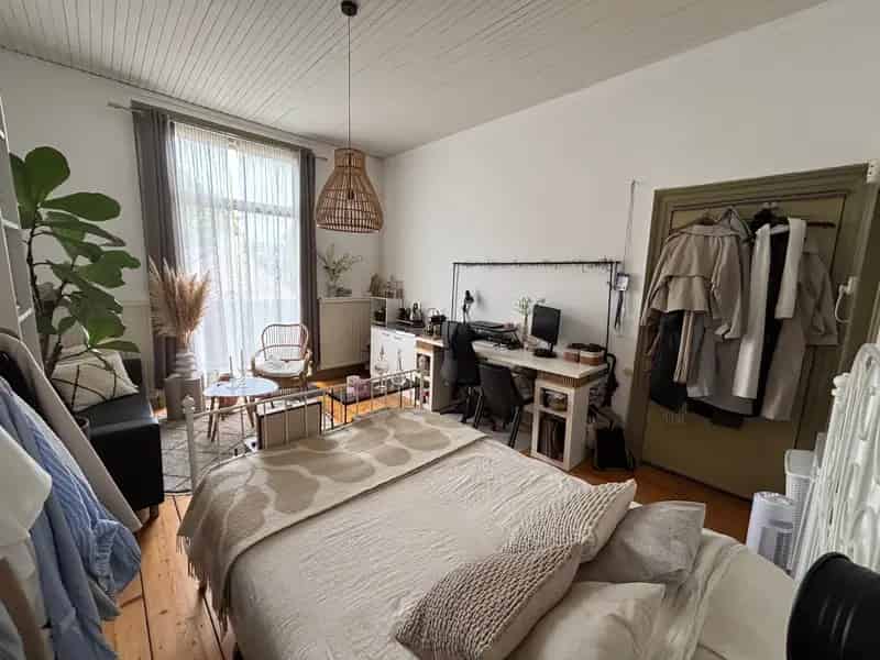 Kamer te Huur 1e Verdieping 1 Augustus 2025