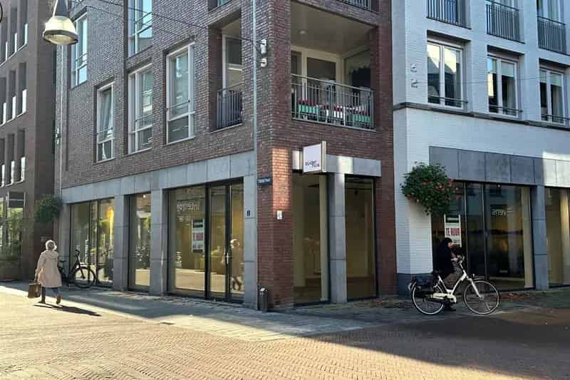 Winkel te huur Deurne Torenstraat 123m2 centrum locatie