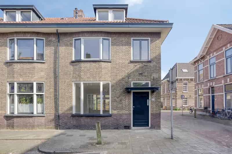Huis Te Koop , 21, Elbertsstraat, Zwolle, Overijssel