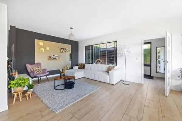 Ruime Kwadrantwoning te Koop in Essesteijn Voorburg