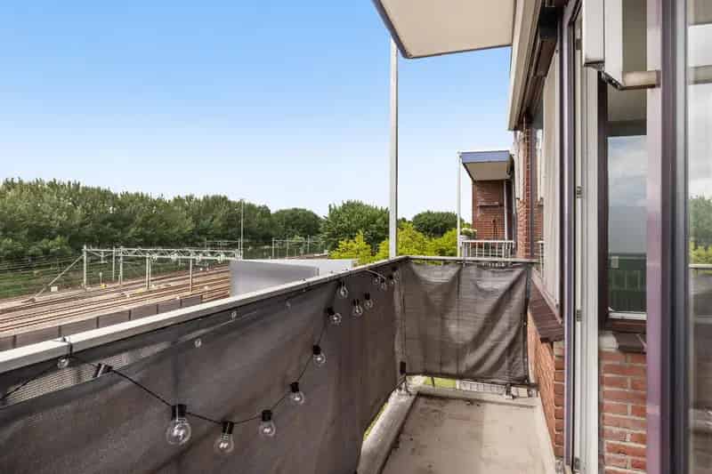 Dordrecht 3-kamerappartement  bovenste verdieping  uitzicht