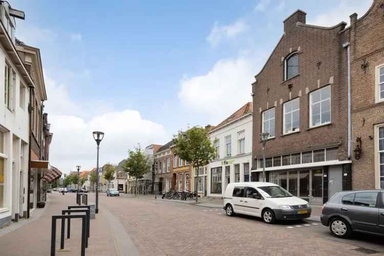 Winkel Zutphen | Zoek winkels te koop en te huur: Laarstraat 50 7201 CE Zutphen [funda in business]