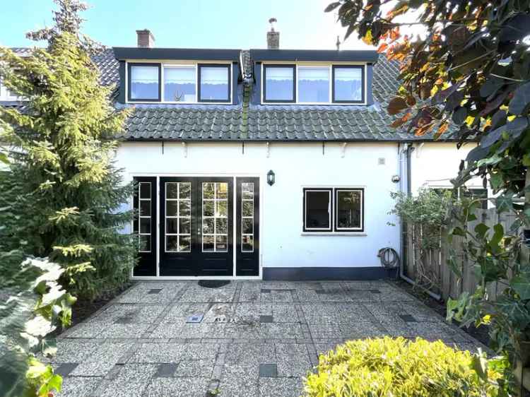 Eengezinswoning Te Koop in Huizen, Noord-Holland