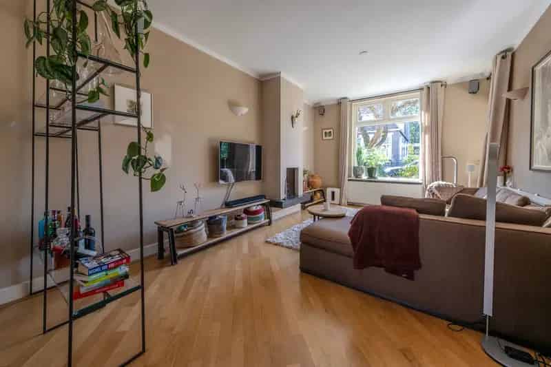 Huis te koop Kortenburglaan Doorn: Rietgedekte woning met bijgebouw