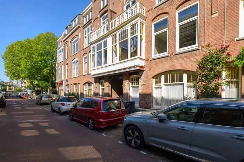 Ruim 3-Dubbel Bovenhuis Den Haag 240m2 6 Slaapkamers