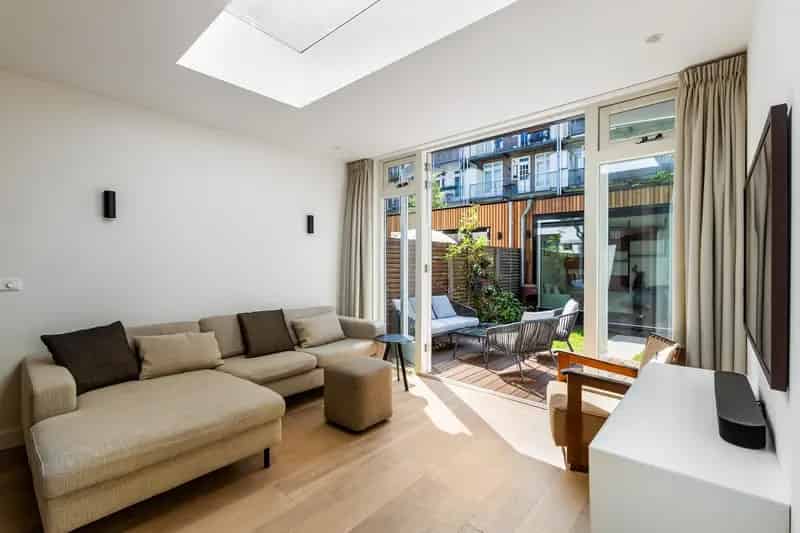 Geringeveerde Benedenwoning Amsterdam West 92m2 Tuin Tuinhuis