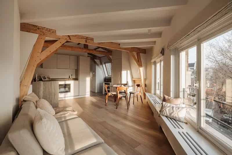Gemeubileerd Grachtenappartement 1 Slaapkamer April 2025