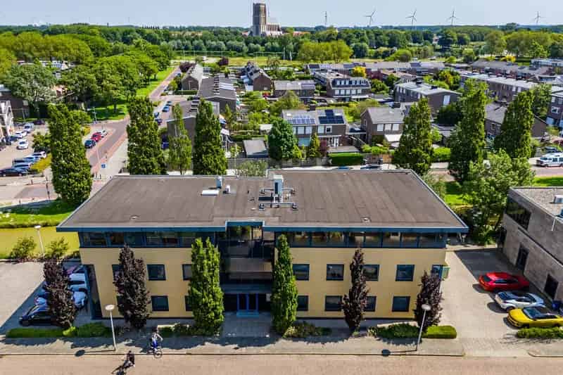 Kantoor te koop Brielle 959m2 Energielabel A++ 16 parkeerplaatsen
