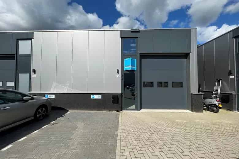 20 - 49 m2 bedrijfsruimte te huur in Tilburg