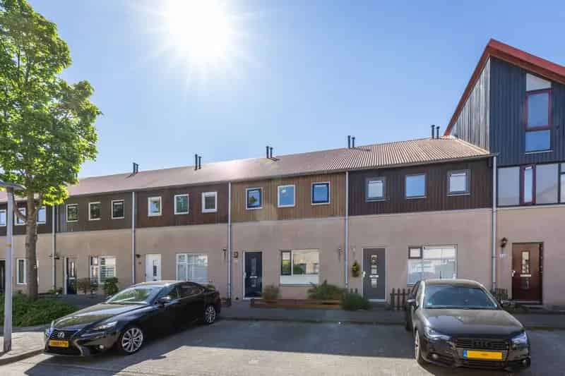 5 Slaapkamers Eengezinswoning Almere Danswijk
