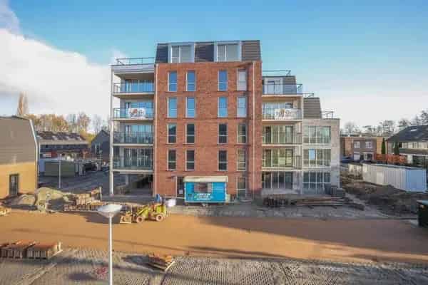 Modern huis aan bosrand Capelle aan den IJssel