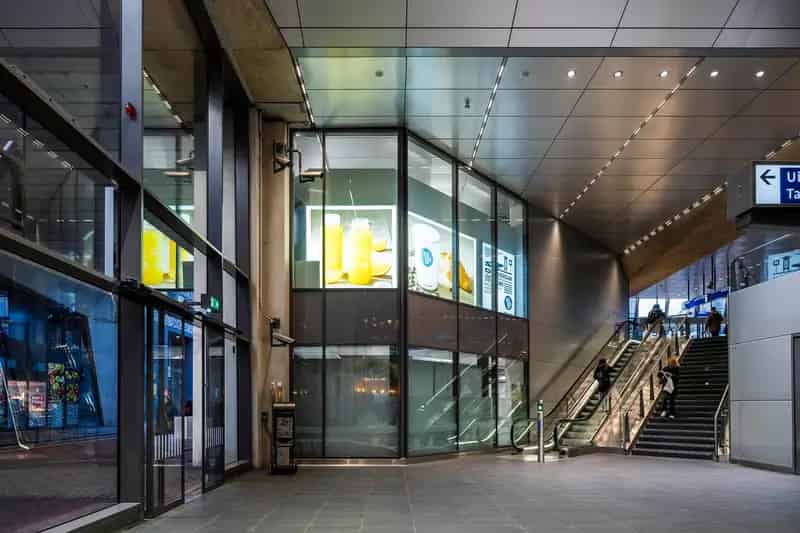 Bedrijfshal Amsterdam Noord 202m2 te Huur