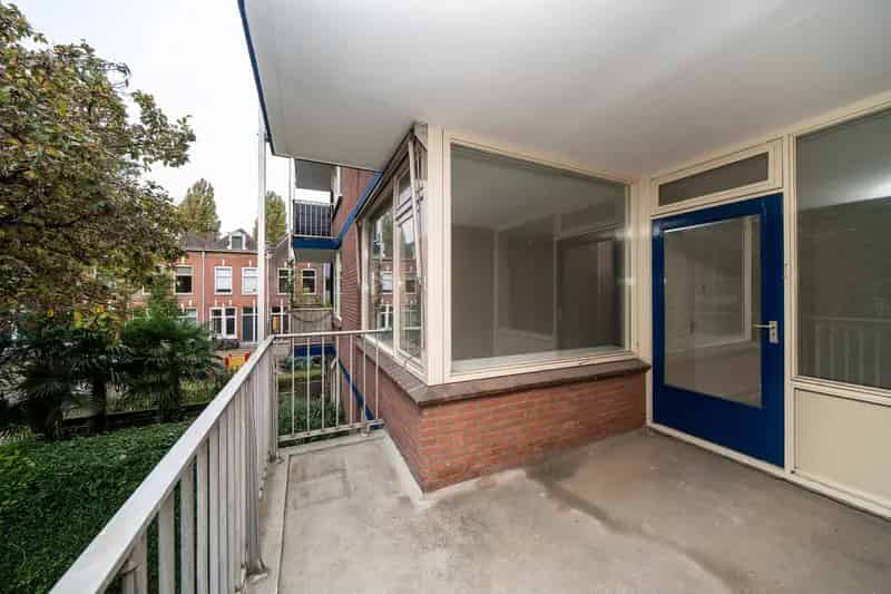 Modern Appartement Dordrecht - Starterswoning - Ruim Balkon