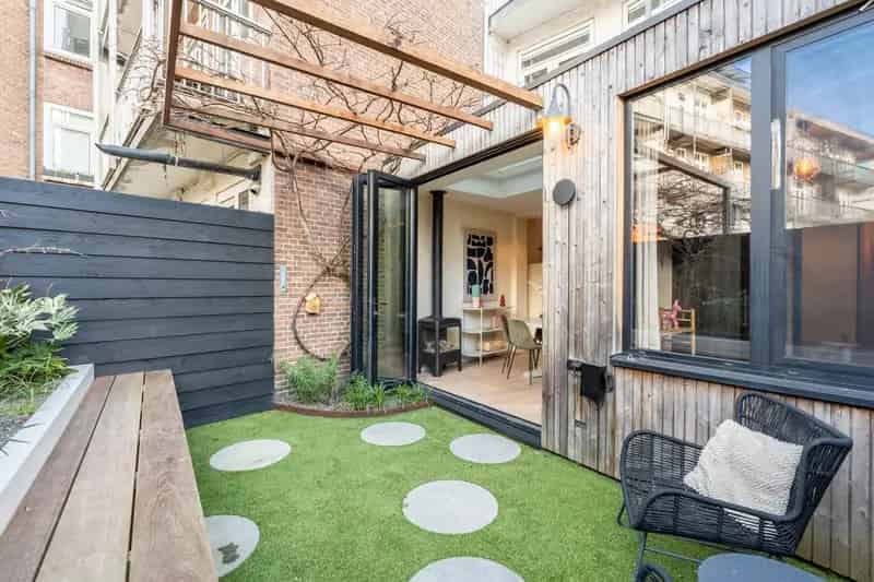 Gerenoveerd Benedenhuis Amsterdam West 78m2 2 slaapkamers Tuin