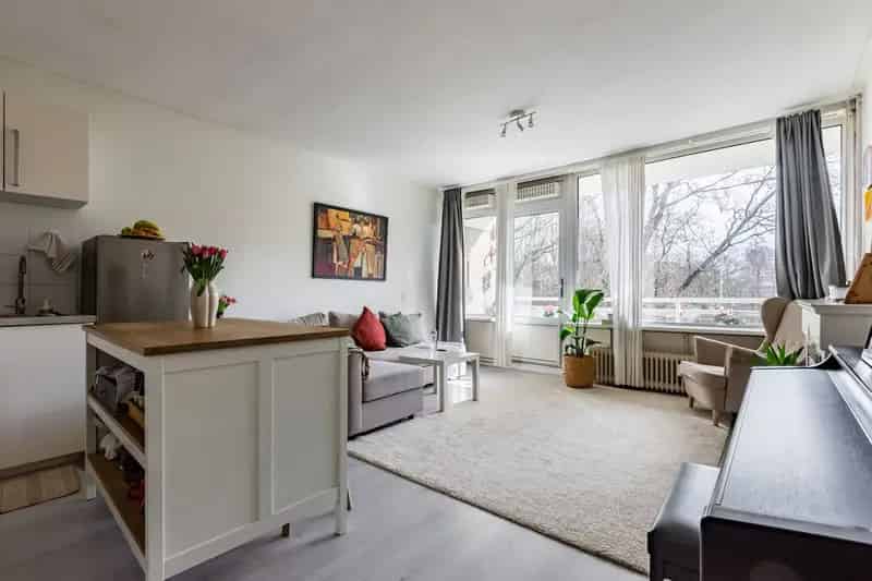 Appartement te koop Amstelveen Randwijck 2-kamer 47m2 balkon