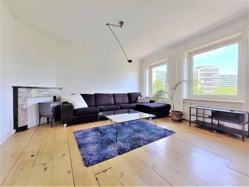 Ruime Bovenwoning Bos en Lommer 100m2 Dakterras