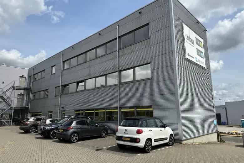 219 m2 Kantoorruimte te Huur Sittard