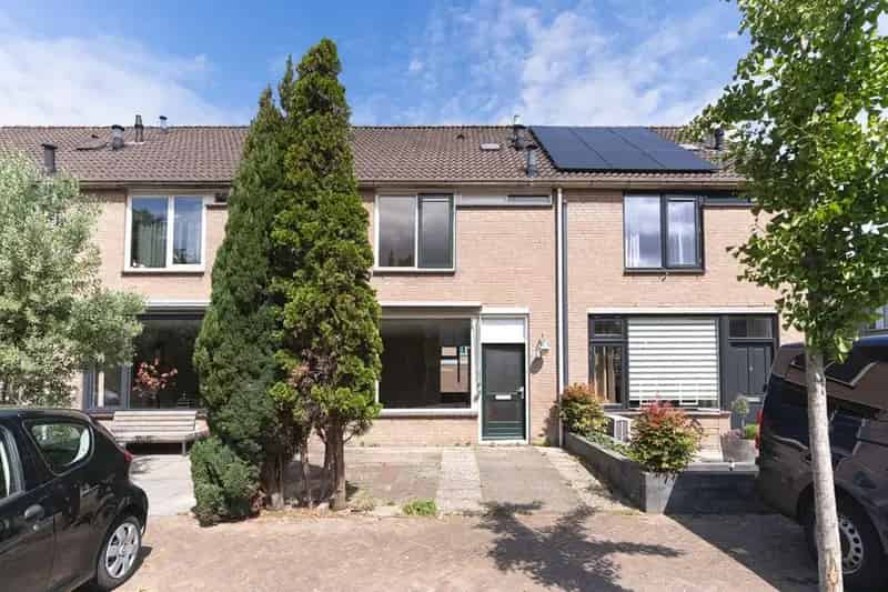 Ruime Eengezinswoning Nederhoven: Te moderniseren