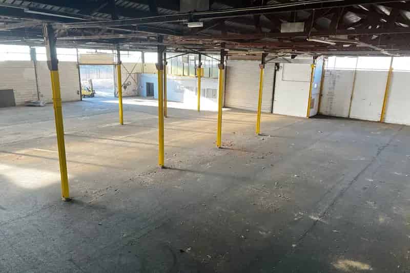 Bedrijfshal Hoensbroek te Huur 5892m²