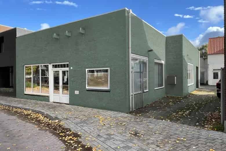 179m2 Bedrijfsruimte te Huur Tilburg