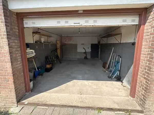 Garagebox Vlaardingen 14m2 Nabij A20 A4