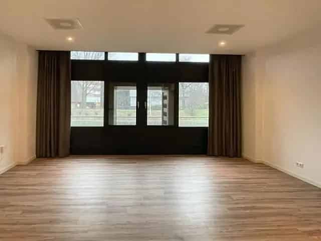 Studio Stadsring Amersfoort: Ruime studio voor 1 persoon