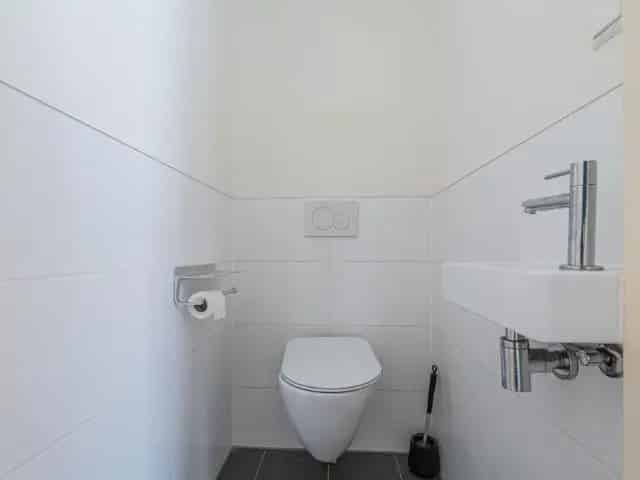 Ruim 2-kamer appartement Amsterdam Stadionbuurt tuin