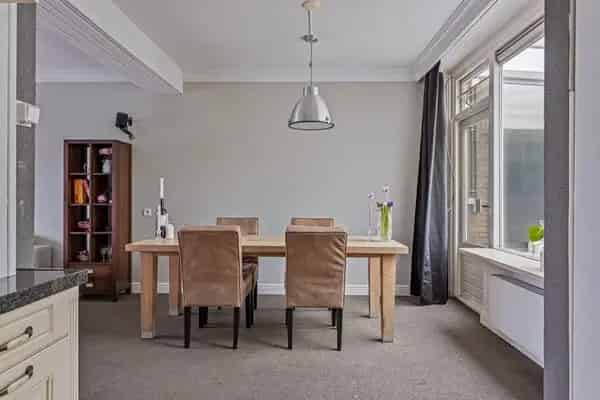 Ruime Tussenwoning 5 Slaapkamers Breda