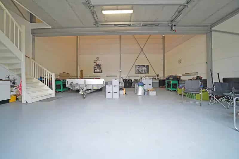 Bedrijfshal te Huur Almere Buiten 150m²