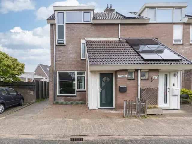 Ruime Eindwoning Zwaag 3 Slaapkamers