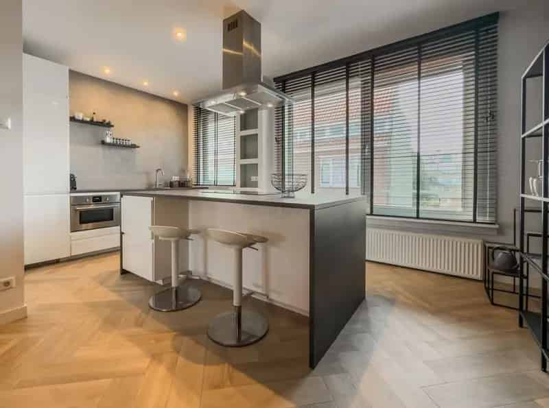 Stijlvol 3-kamerappartement Blijdorp 80m

