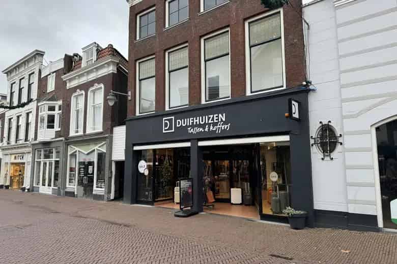 213 m2 Winkelruimte te Huur Gouda Centrum