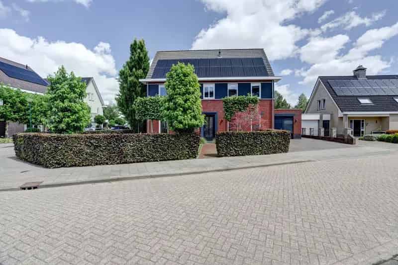 5 Slaapkamers 2 Badkamers Vrijstaand Dongen Tuinhuis Airco Energielabel A