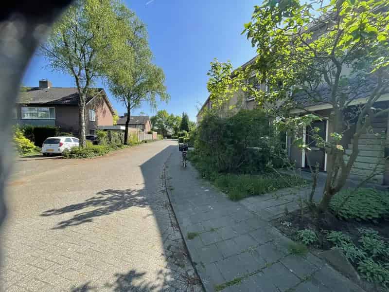 Appartement begane grond tuin berging 1 slaapkamer jongeren