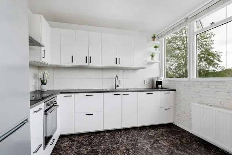 Maisonnette Schollevaar 2 slaapkamers nieuwe keuken balkon dakterras energielabel A