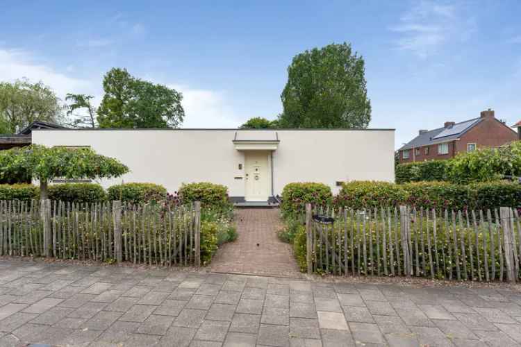 Bungalow Te Koop in Alblasserdam, Zuid-Holland