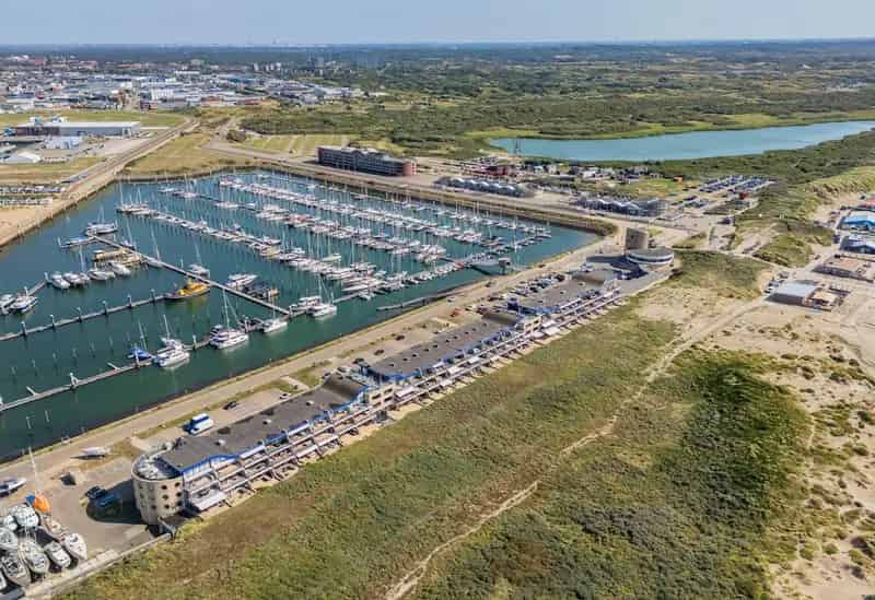 Luxe Appartement Aan Zee IJmuiden Compleet Gemoderniseerd